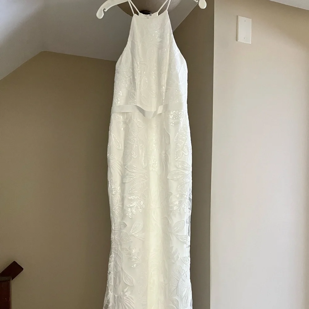 NWT wedding dress. - Picture 1 of 5